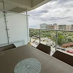 Apartment Black Sea - Helsinki *