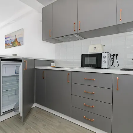 Black Sea - Helsinki Apartment *