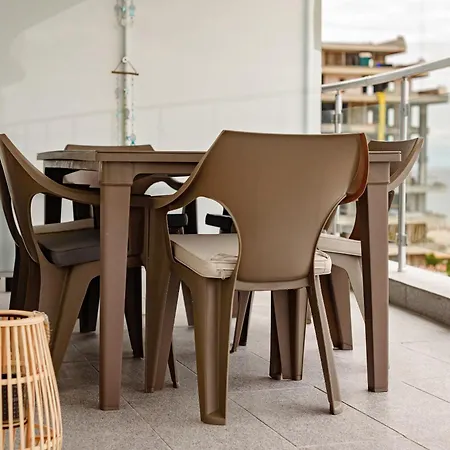 Black Sea - Helsinki Apartment *