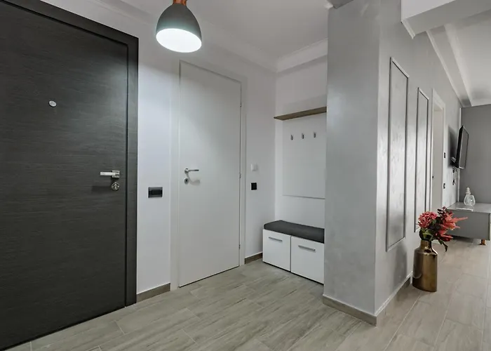 Black Sea - Helsinki Apartment *